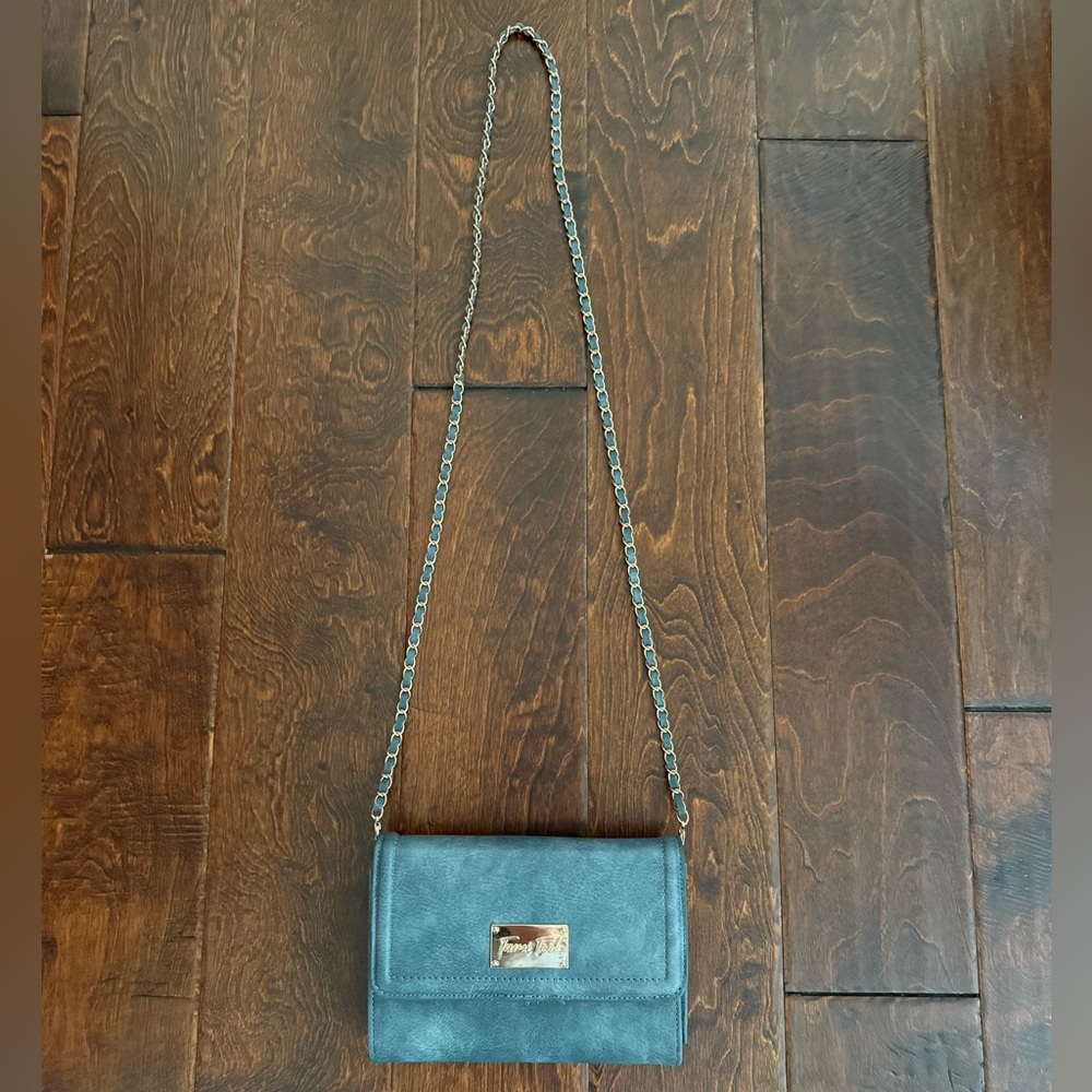 Elegant Blue Chain Strap Women's Bag